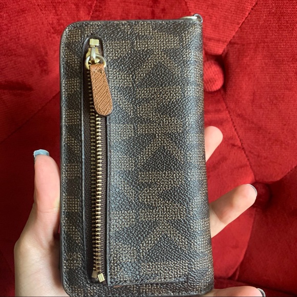 MICHAEL KORS: Wallet & phone case - Picture 2 of 5